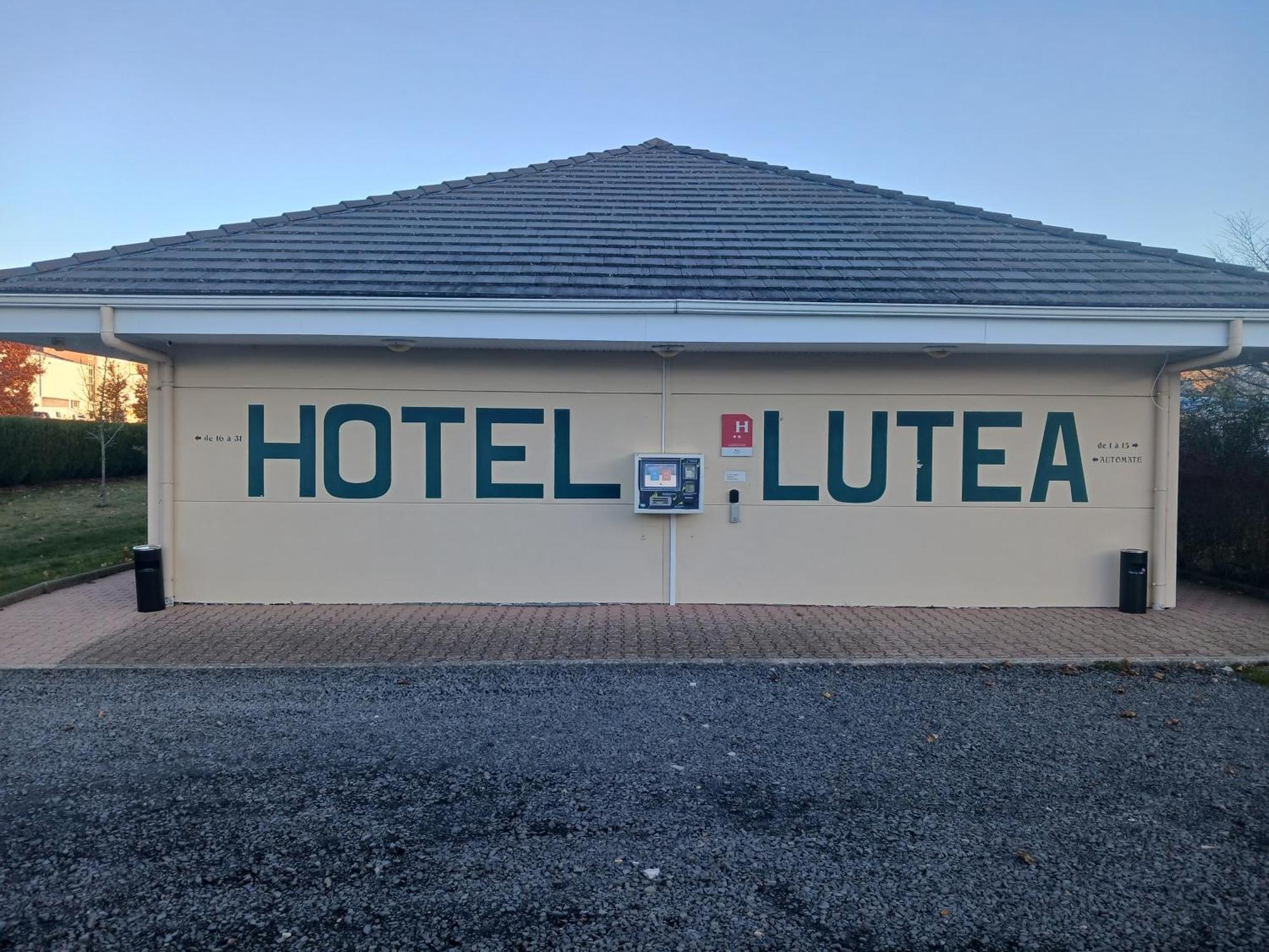 The Originals Access, Hotel Le Lutea Riom-es-Montagnes ภายนอก รูปภาพ