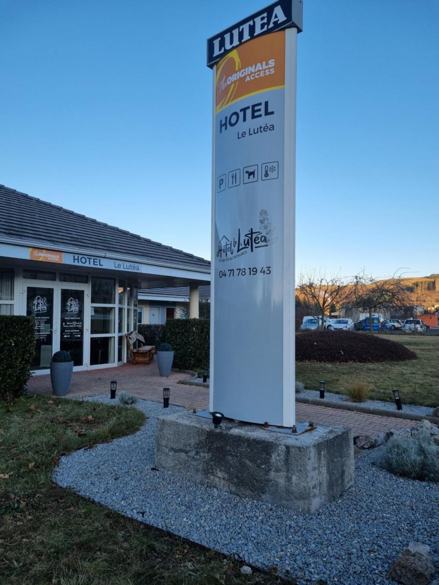 The Originals Access, Hotel Le Lutea Riom-es-Montagnes ภายนอก รูปภาพ