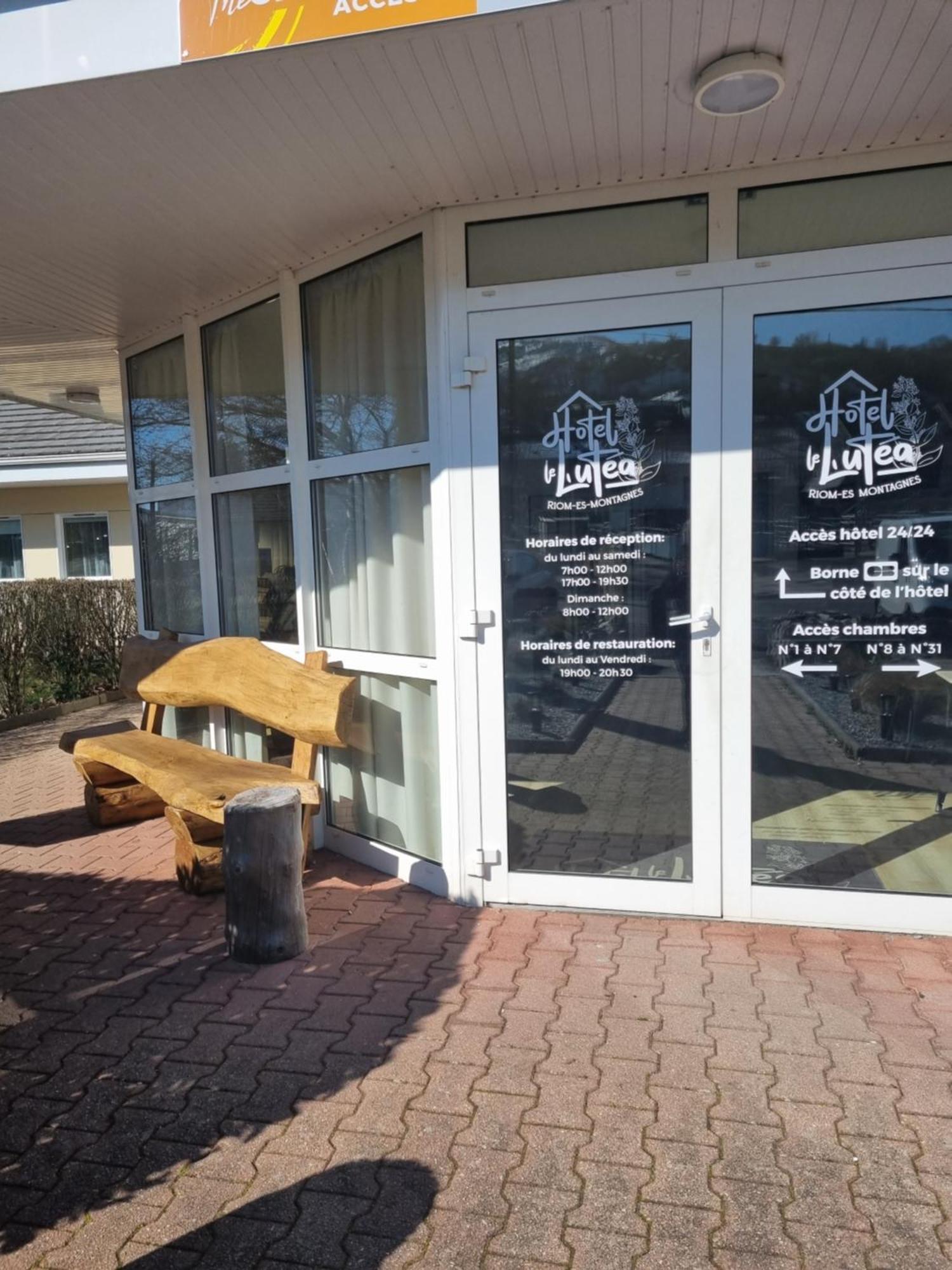 The Originals Access, Hotel Le Lutea Riom-es-Montagnes ภายนอก รูปภาพ
