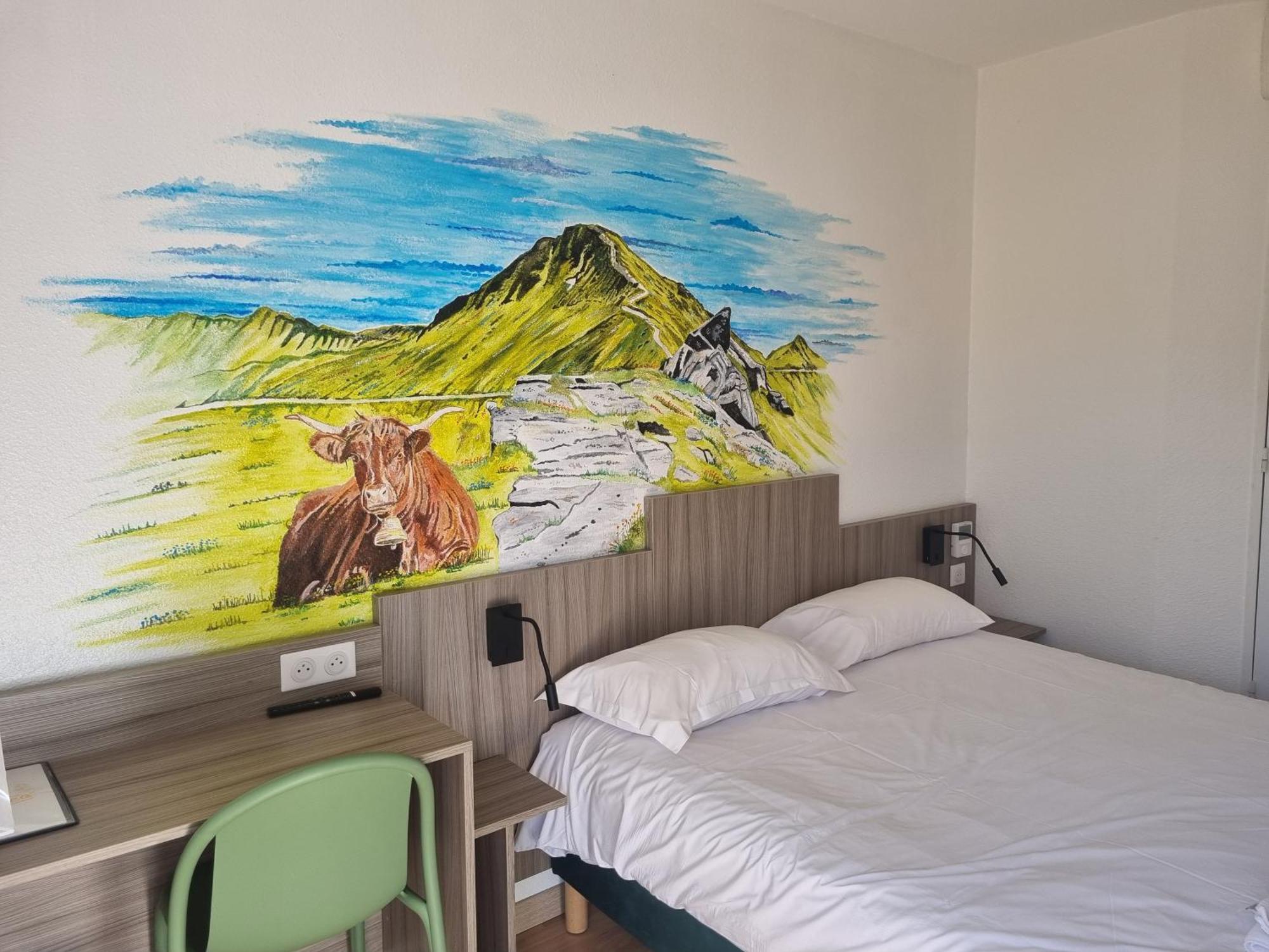 The Originals Access, Hotel Le Lutea Riom-es-Montagnes ภายนอก รูปภาพ