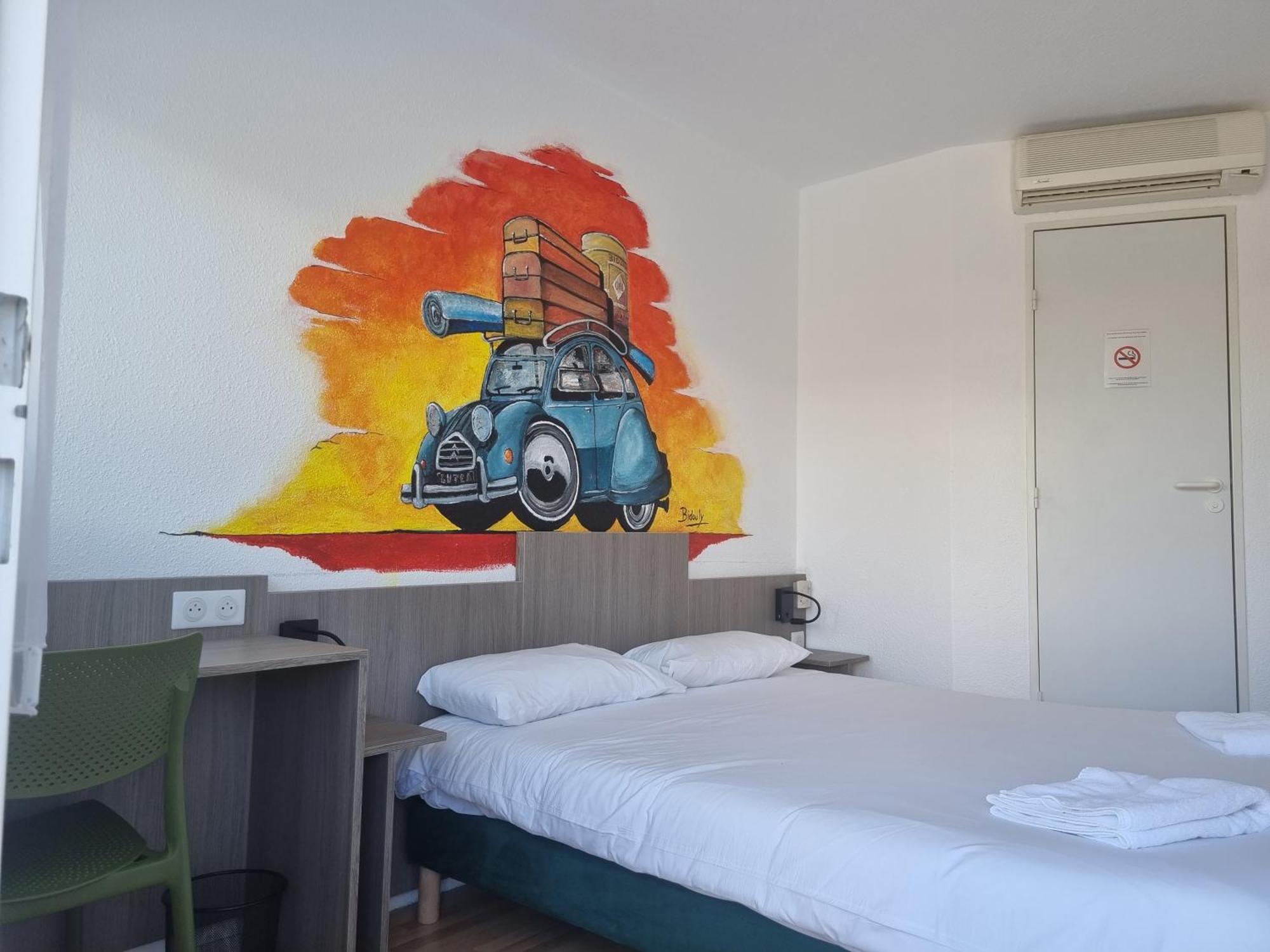 The Originals Access, Hotel Le Lutea Riom-es-Montagnes ภายนอก รูปภาพ